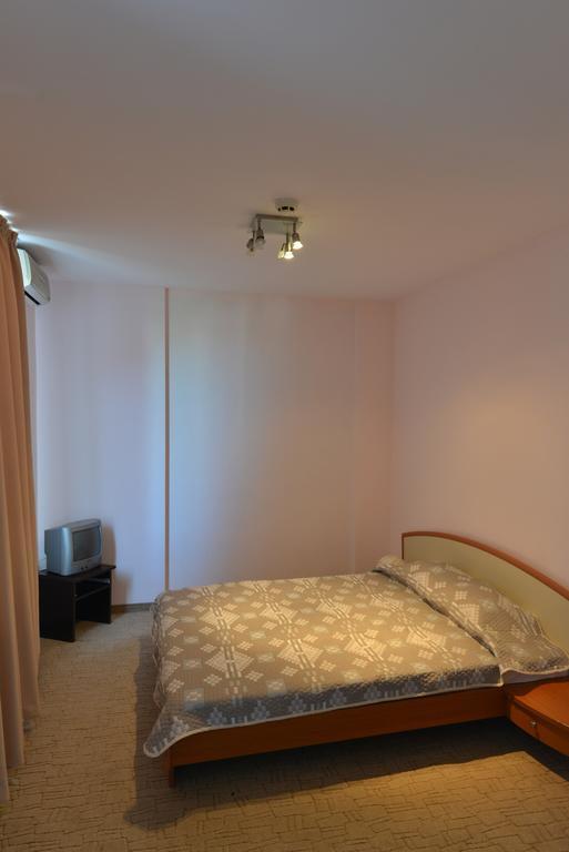 Ellinis Hotel Varna Værelse billede